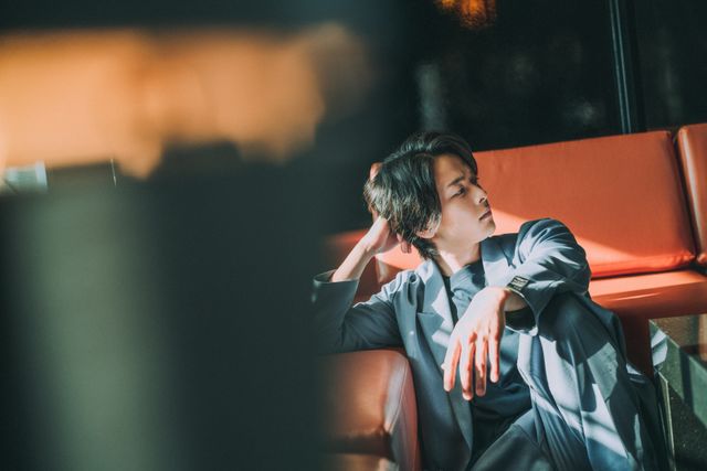 陽だまりの中で…中村倫也インタビューカット＜11枚＞（9枚目）