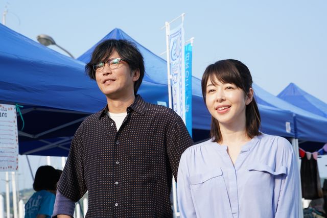 心臓よ、この胸キュン連続に耐えるんだ…！miwa＆坂口健太郎キス寸前ショットほか『君と100回目の恋』場面写真【全10枚】（9枚目）