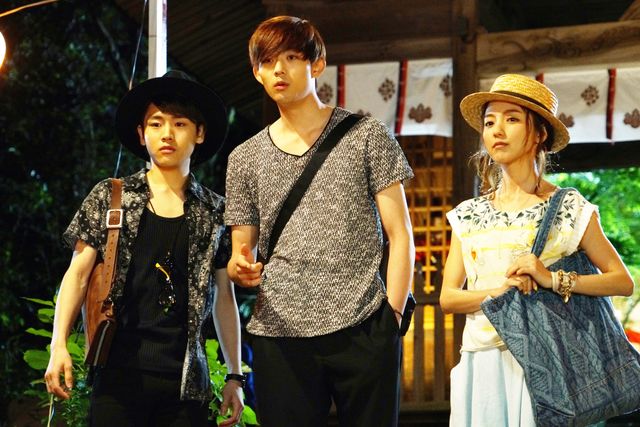 心臓よ、この胸キュン連続に耐えるんだ…！miwa＆坂口健太郎キス寸前ショットほか『君と100回目の恋』場面写真【全10枚】（10枚目）