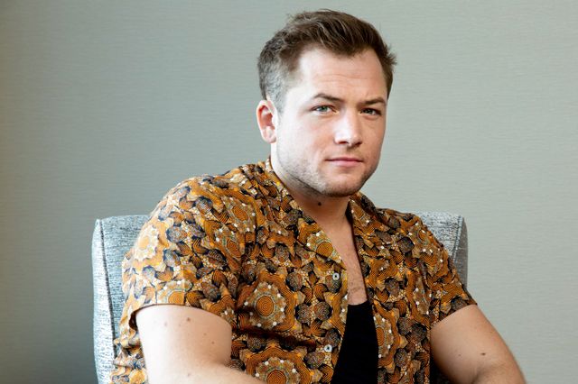 瞳がきれい！来日したタロン・エジャトン画像集【全12枚】（3枚目）