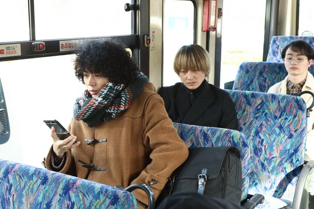 バスジャック事件発生！「ミステリと言う勿れ」2話場面写真：フォトギャラリー