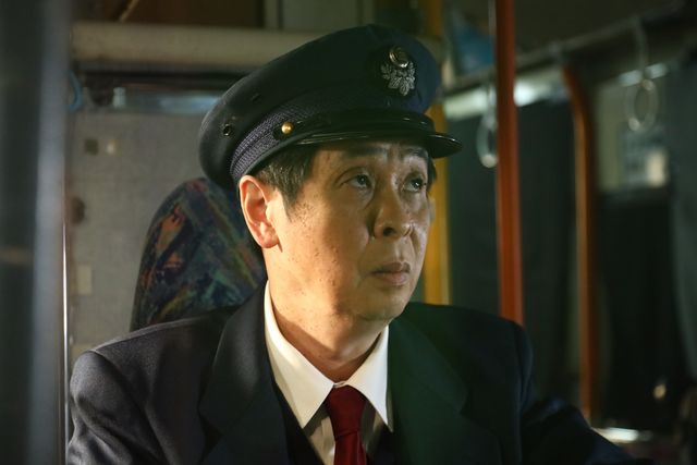 バスジャック事件発生！「ミステリと言う勿れ」2話場面写真（7枚目）