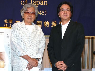 山田洋次監督と阿部勉監督（左から）