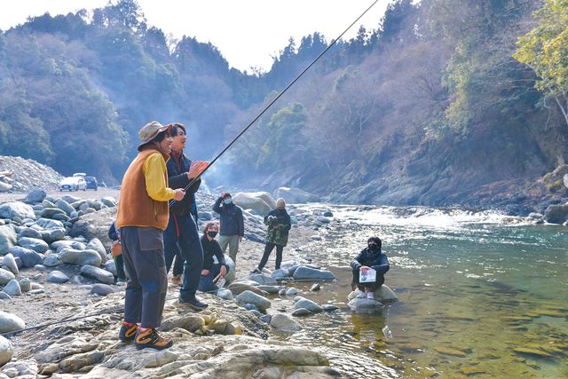 赤楚衛二＆町田啓太＆風間監督の“チェリまほポーズ”！映画『チェリまほ』メイキング＆オフショット（8枚目）