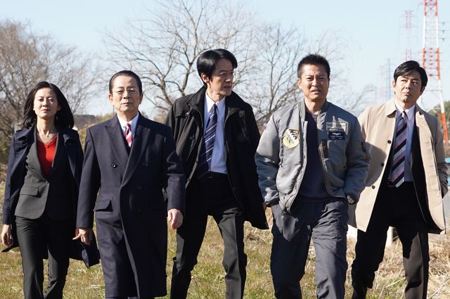 遺骨を盗む犯人グループの正体とは…？「相棒season21」第21話「13～隠された真実」（11枚目）