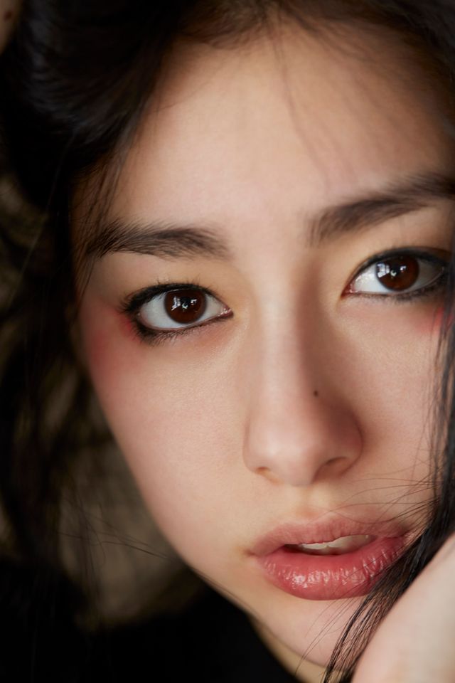 早見あかり、ハタチ記念の初写真集！フォトギャラリー：フォトギャラリー