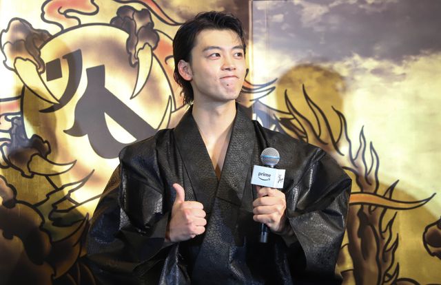 竹内涼真が自前の着物で！「龍が如く」世界配信決定記者会見の様子（9枚目）