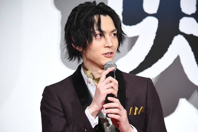 鈴木拡樹、荒牧慶彦、北村諒ら刀剣男士のタキシード姿！『映画刀剣乱舞』完成披露上映会（20枚目）