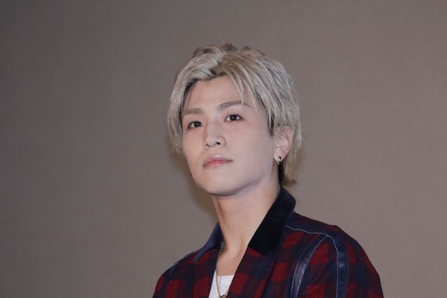 三代目JSB山下健二郎のビートボックスに合わせてELLYがダンス！初日舞台あいさつ写真ギャラリー（8枚目）