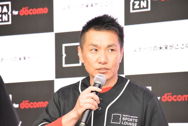 稲村亜美、デジタル始球式で“神スイング”（12枚目）