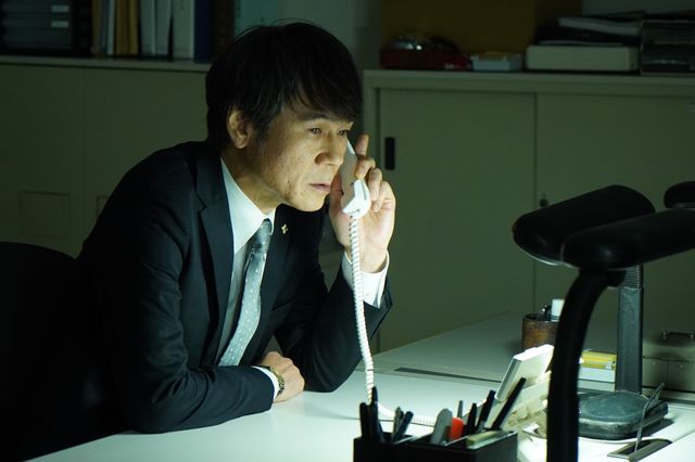 謹慎中の右京が変装！「相棒season22」最終回スペシャル後編（3枚目）