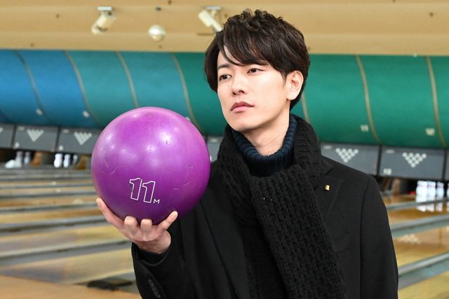 七瀬＆天堂のボウリングシーンも！「恋はつづくよどこまでも」第8話カット（2枚目）