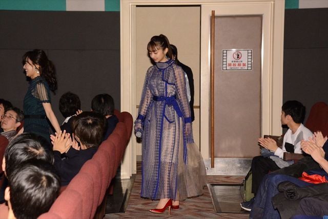 美女集結！小宮有紗、茜屋日海夏、大原優乃、都丸紗也華！小野賢章主演『お前ら全員めんどくさい！』初日舞台あいさつ（10枚目）