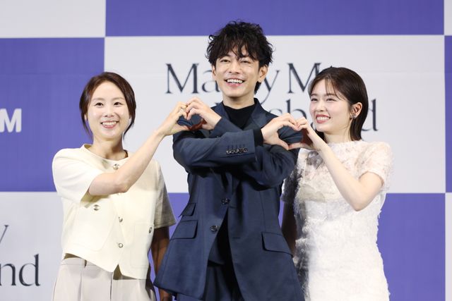 佐藤健、小芝風花をエスコート！ソウルで開催「私の夫と結婚して」制作発表会（2枚目）