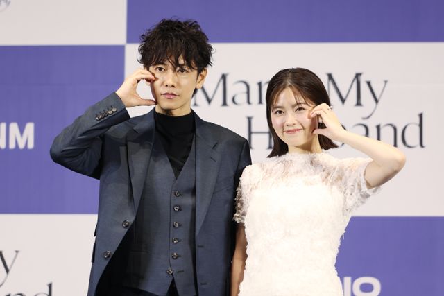 佐藤健、小芝風花をエスコート！ソウルで開催「私の夫と結婚して」制作発表会（27枚目）