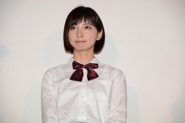 かわいすぎ！トリンドル玲奈、篠田麻里子、真野恵里菜の制服姿『リアル鬼ごっこ』完成披露試写会フォトギャラリー（15枚目）
