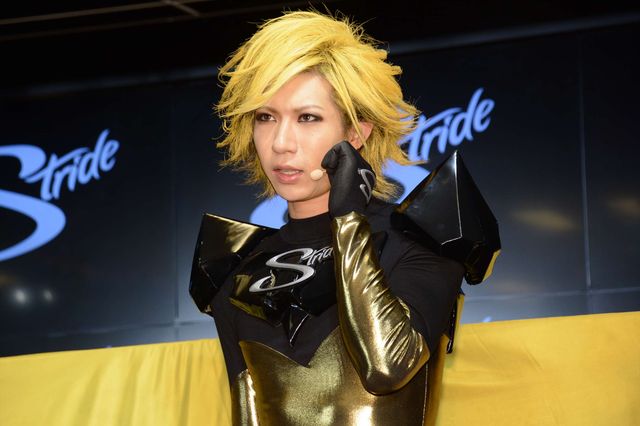 金爆が疾走しながらPR！「ストライド×ゴールデンボンバー　キャンペーン」発表会ギャラリー（10枚目）