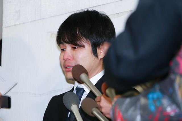ノンスタ井上、涙の謝罪　記者会見ギャラリー（4枚目）