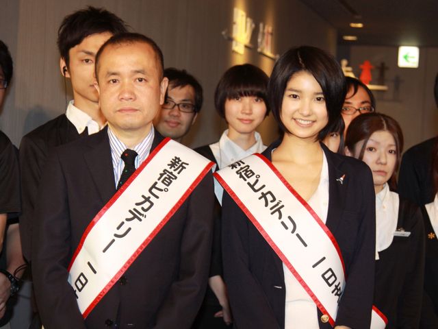 三根梓がチケットをもぎもぎ！1日支配人写真ギャラリー（6枚目）