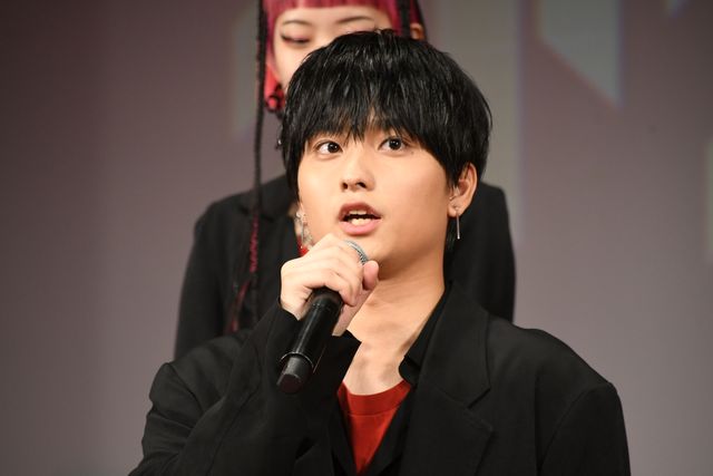 土屋太鳳がサプライズ登場！ラウールらキャスト25名集結『赤羽骨子のボディガード』完成披露試写会（16枚目）