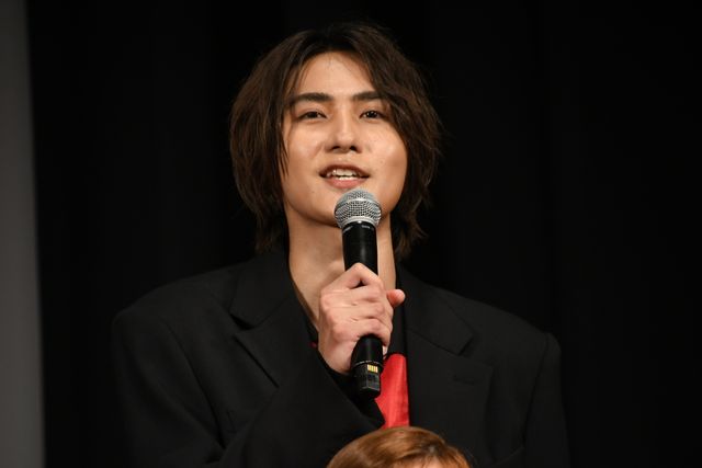 土屋太鳳がサプライズ登場！ラウールらキャスト25名集結『赤羽骨子のボディガード』完成披露試写会（32枚目）