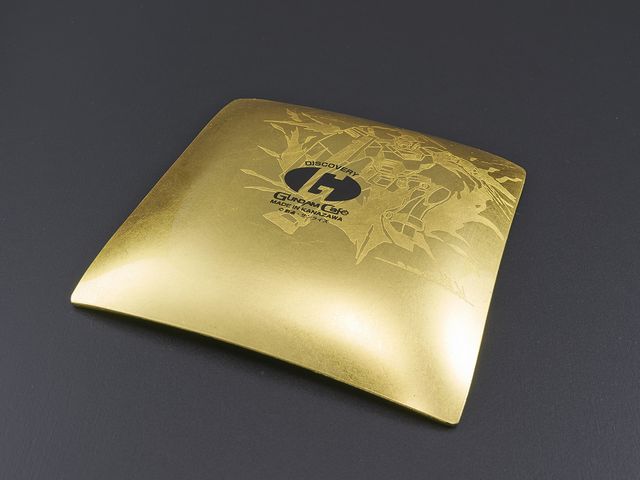 ガンダム×伝統工芸！「GUNDAM 金箔ガラスプレート」フォトギャラリー（4枚目）