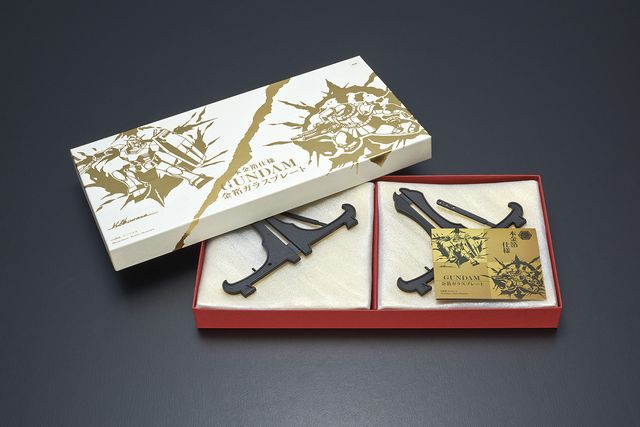 ガンダム×伝統工芸！「GUNDAM 金箔ガラスプレート」フォトギャラリー（8枚目）