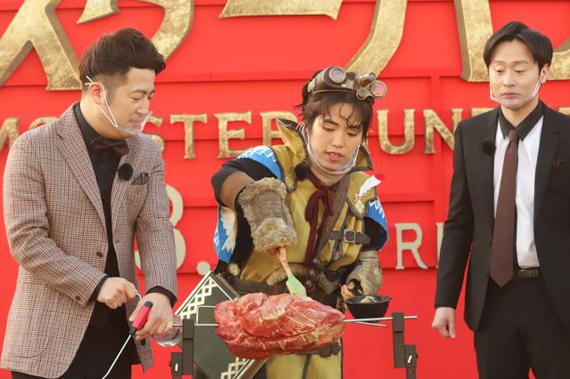 かわいい！ゆりやんレトリィバァ『モンスターハンター』受付嬢姿を披露（4枚目）