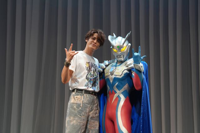 宮野真守＆ウルトラマンゼロ