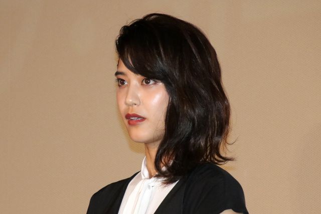 初共演の上白石萌音＆山崎紘菜、めっちゃ仲良し！『スタートアップ・ガールズ』完成披露上映会（3枚目）