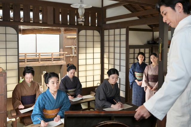 【画像11枚】朝ドラ「風、薫る」トメ（原嶋凛）もやってきて…第126回場面写真（3枚目）