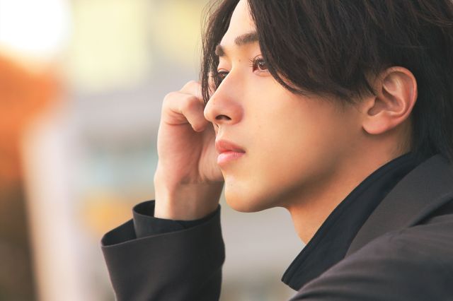 美しすぎる横顔も！横浜流星「新聞記者」インタビューカット集（2枚目）