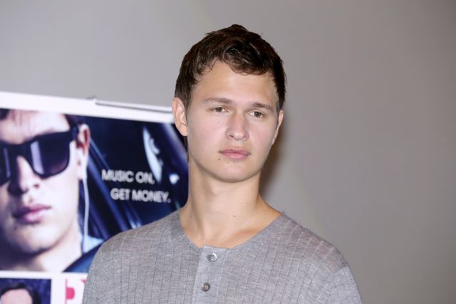 来日したアンセル・エルゴートが日本語で「コンニチワ！」『ベイビー・ドライバー』初日舞台あいさつ（6枚目）