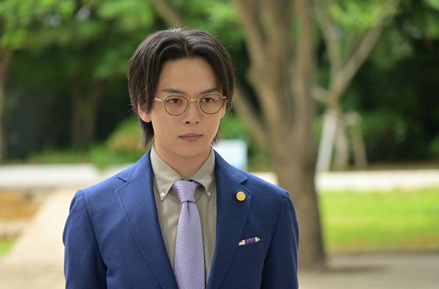 ファスト映画事件の行方は？有村架純、中村倫也、赤楚衛二ら「石子と羽男」3話場面写真（13枚目）