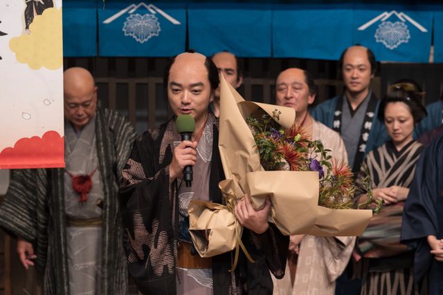 「べらぼう」染谷将太、橋本愛、風間俊介らクランクアップの様子＜14名＞（2枚目）