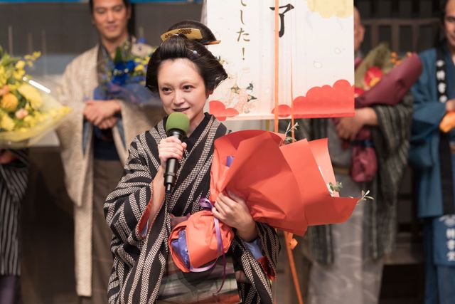 「べらぼう」染谷将太、橋本愛、風間俊介らクランクアップの様子＜14名＞（6枚目）