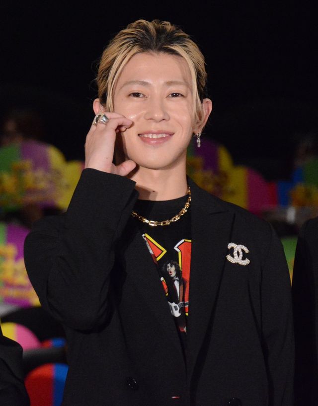Snow Man向井康二サプライズ登場に熱狂！Aぇ! group＆西村拓哉と『映画　おそ松さん　人類クズ化計画!!!!!?』舞台挨拶（12枚目）