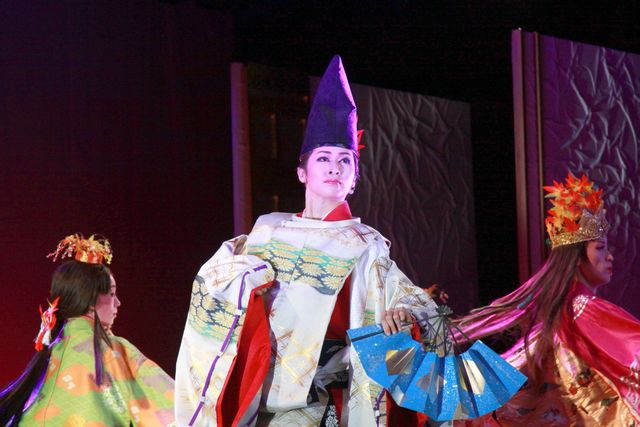 OSK日本歌劇団 劇団創立90周年記念公演「レビュー THE JUJU～BLLISS～」公開リハーサル写真ギャラリー（10枚目）