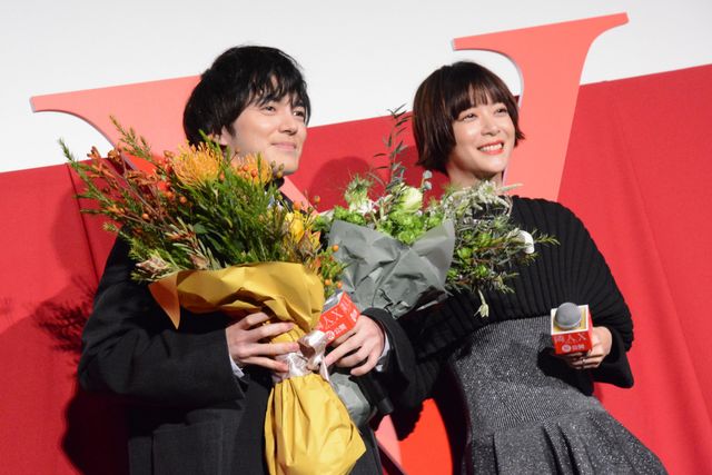 もうすぐ33歳になる林遣都への祝福も！映画『隣人X －疑惑の彼女－』公開記念舞台あいさつ（2枚目）