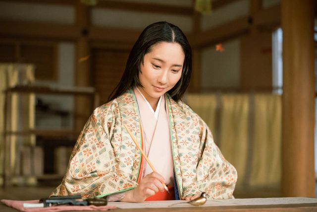 「枕草子」美しすぎる爆誕秘話！「光る君へ」第21回場面写真（10枚目）