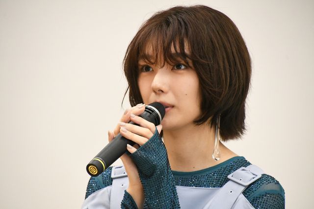 櫻坂46・藤吉夏鈴＆高石あかり、新聞部員と対面！『新米記者トロッ子』高校生新聞部限定試写会（3枚目）