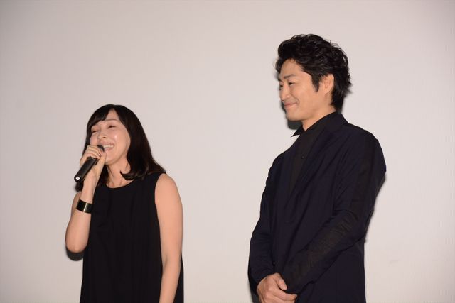 麻生久美子、ヤスケンに笑い止まらず…『俳優　亀岡拓次』初日舞台あいさつ フォトギャラリー（7枚目）