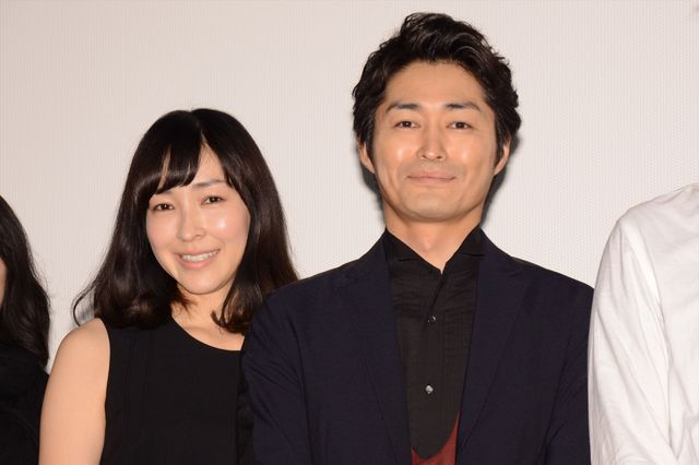 麻生久美子、ヤスケンに笑い止まらず…『俳優　亀岡拓次』初日舞台あいさつ フォトギャラリー（13枚目）