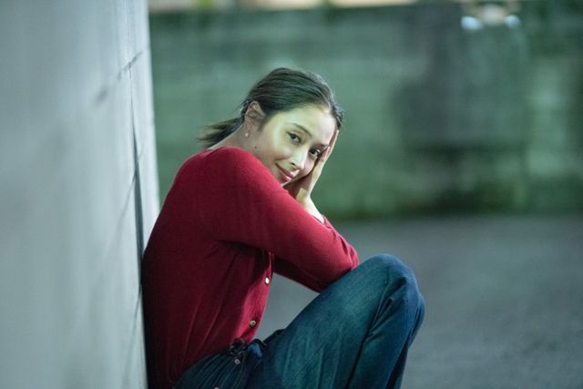 広瀬アリス、大人っぽい…『銃』インタビューカット（6枚目）