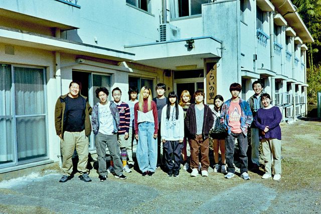 『四月の余白』より