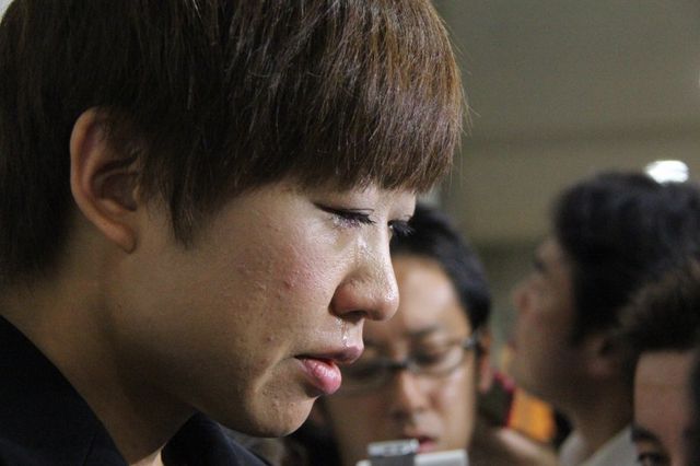 しずちゃん、故・梅津さんの通夜に参列。大粒の涙　画像ギャラリー（2枚目）