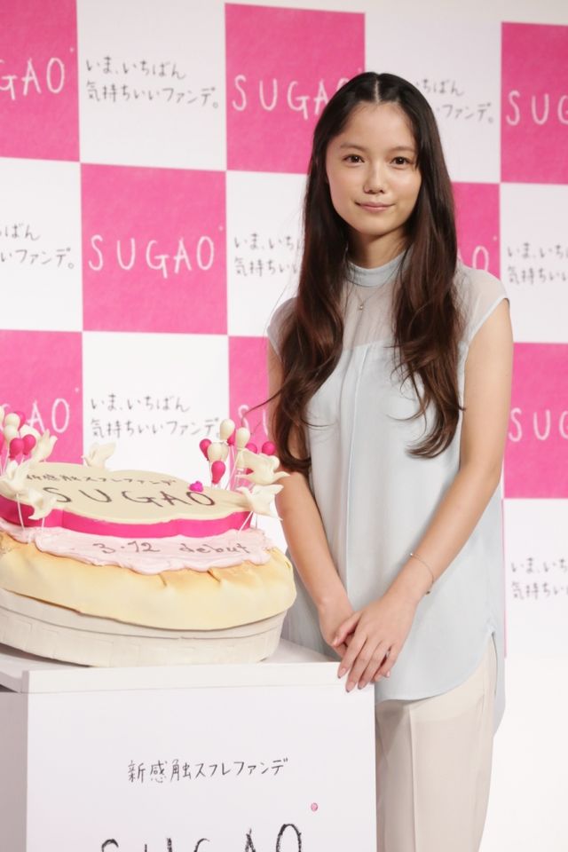 ホワイトデーのプレゼントは「お花がいいですね」…宮崎あおい新CM発表会フォトギャラリー（7枚目）