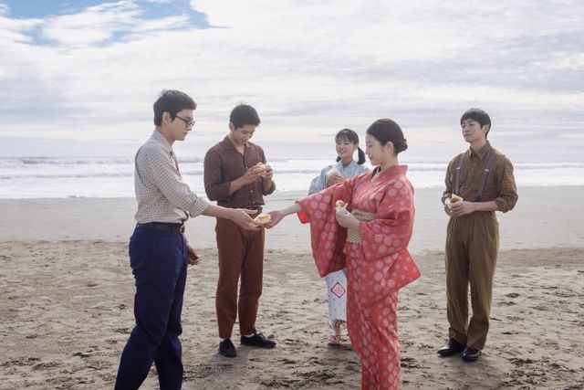 嵩（北村匠海）と向き合うのぶ（今田美桜）…「あんぱん」第7週「海と涙と私と」第32回（5枚目）