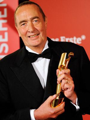 昨年4月23日、ドイツで映画賞を受賞した際のベルント・アイヒンガー氏。ご冥福をお祈りいたします。