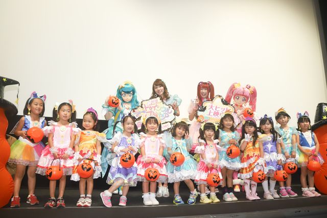 成瀬瑛美&小原好美が登場!『映画スター☆トゥインクルプリキュア 星のうたに想いをこめて』ハロウィンイベント:フォトギャラリー